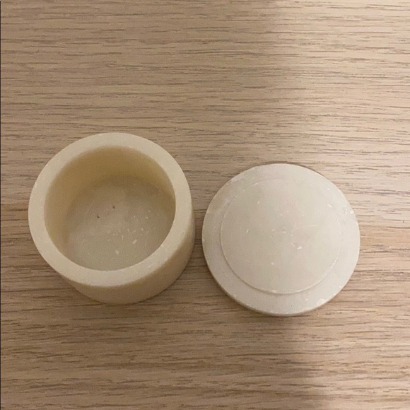 Shell Bird Ring Box - Marble Inlay Jewelry Box - Picture 2 of 4